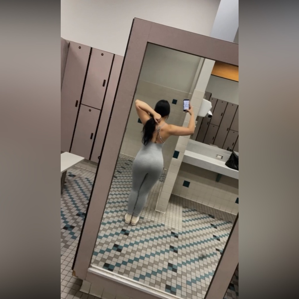 Forever 21 Light Gray Knit Jumpsuit - Picture 3 of 4